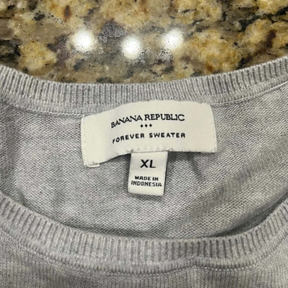 Banana Republic Mens Forever Sweater XL Light Gray Crewneck Pullover Knit